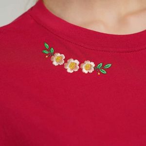 قیمت تیشرت قواره دار گلدوزی شده زنانه