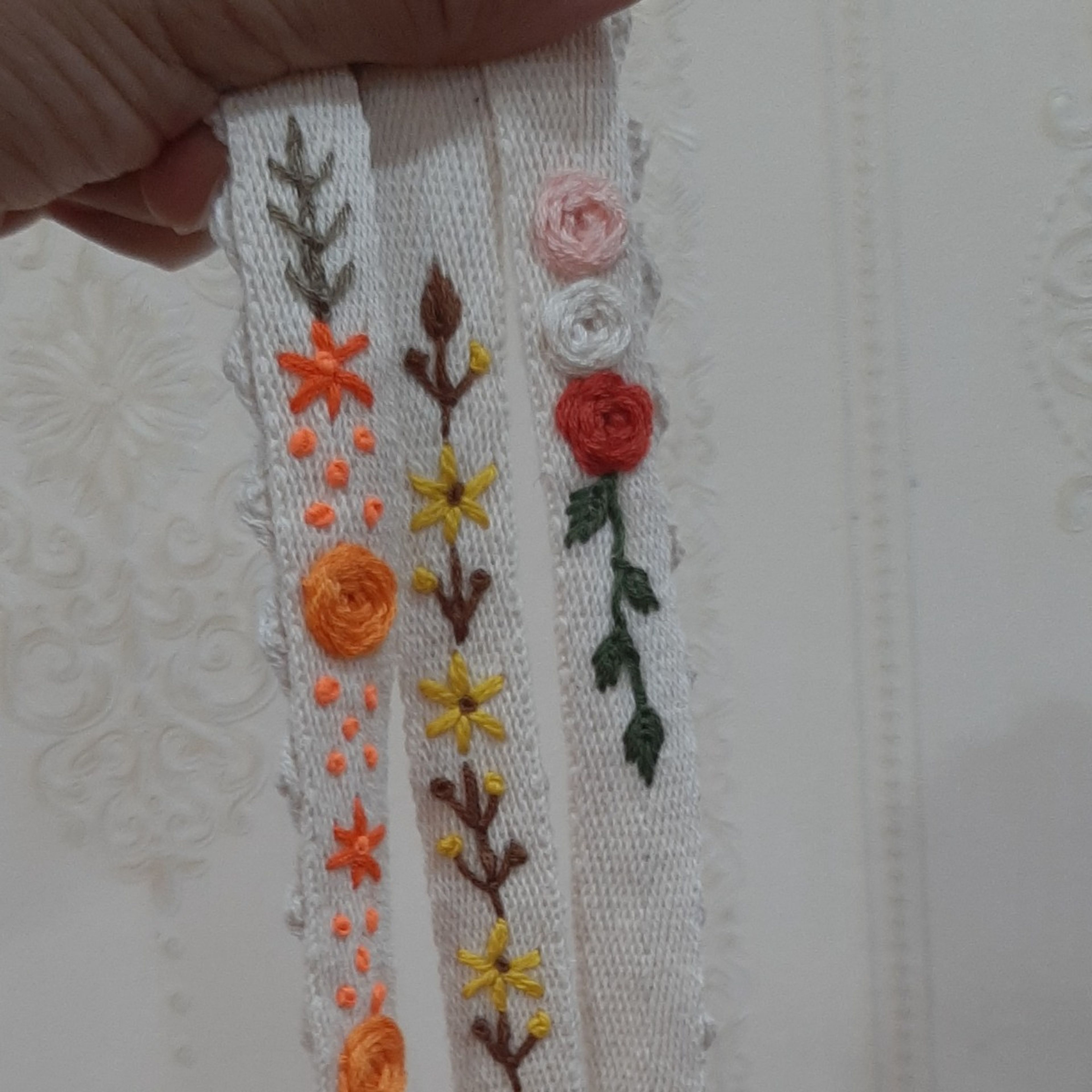 مشخصات بند عینک گلدوزی
