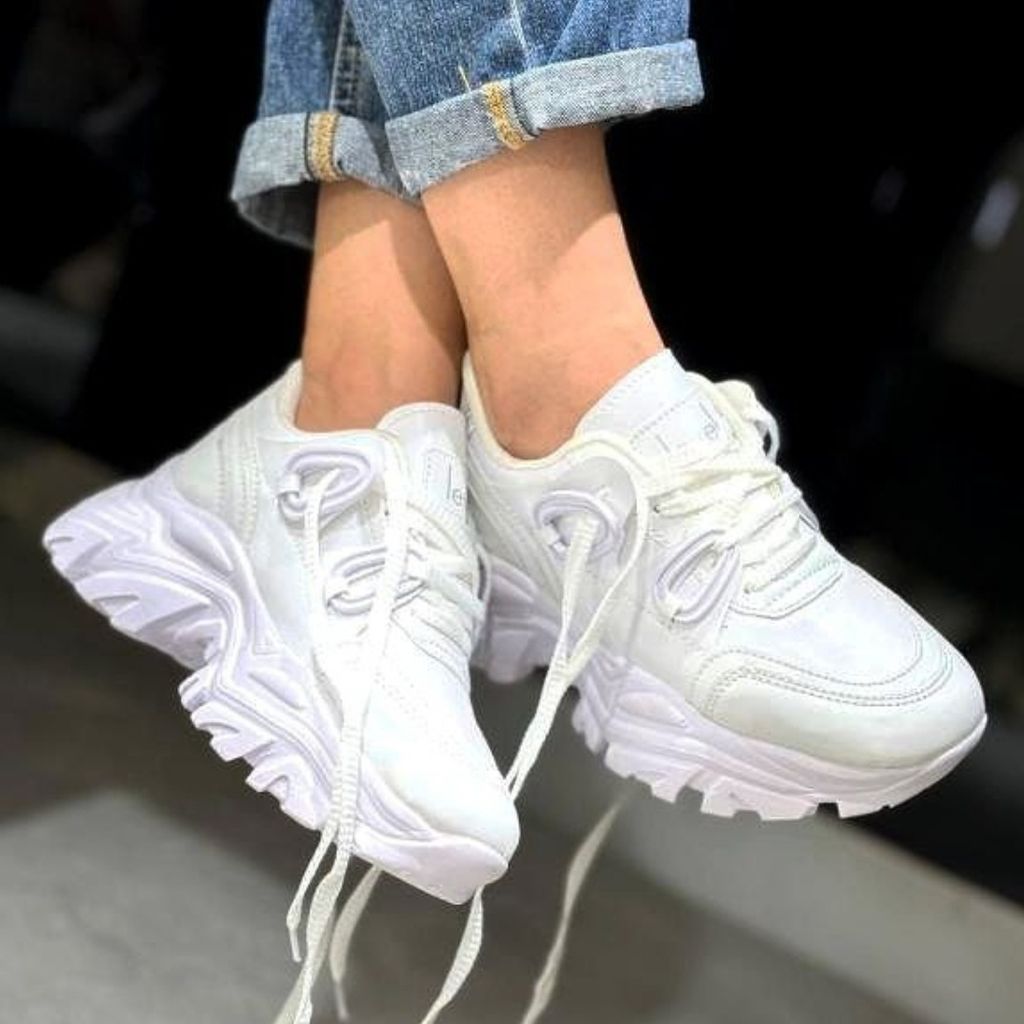 خرید انلاین کتونی لژدار طبی مدل لول