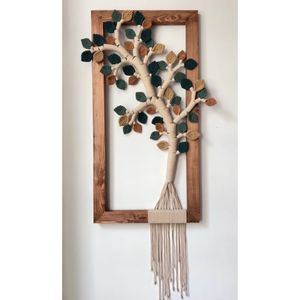 قاب چوبی پیچک مکرومه مدل شاهانه