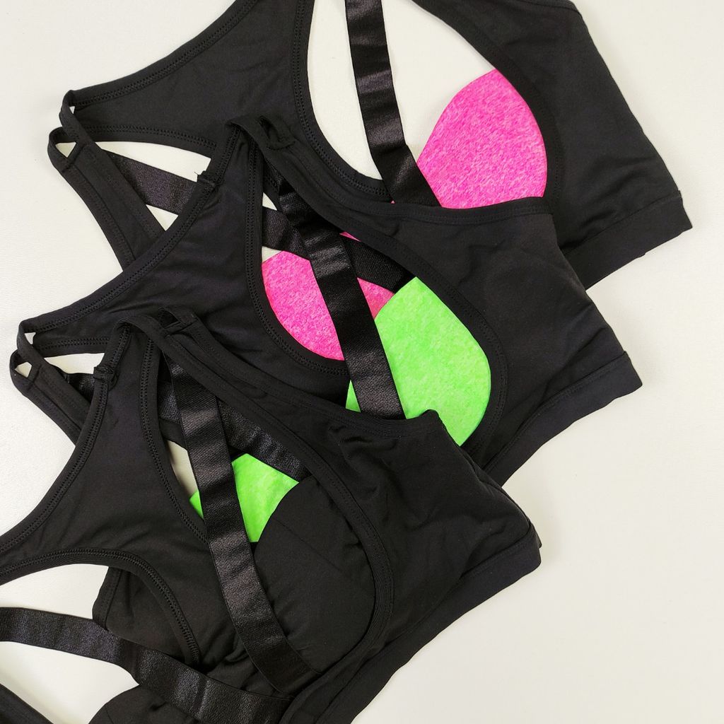 خرید آنلاین نیمتنه ورزشی آچیلا