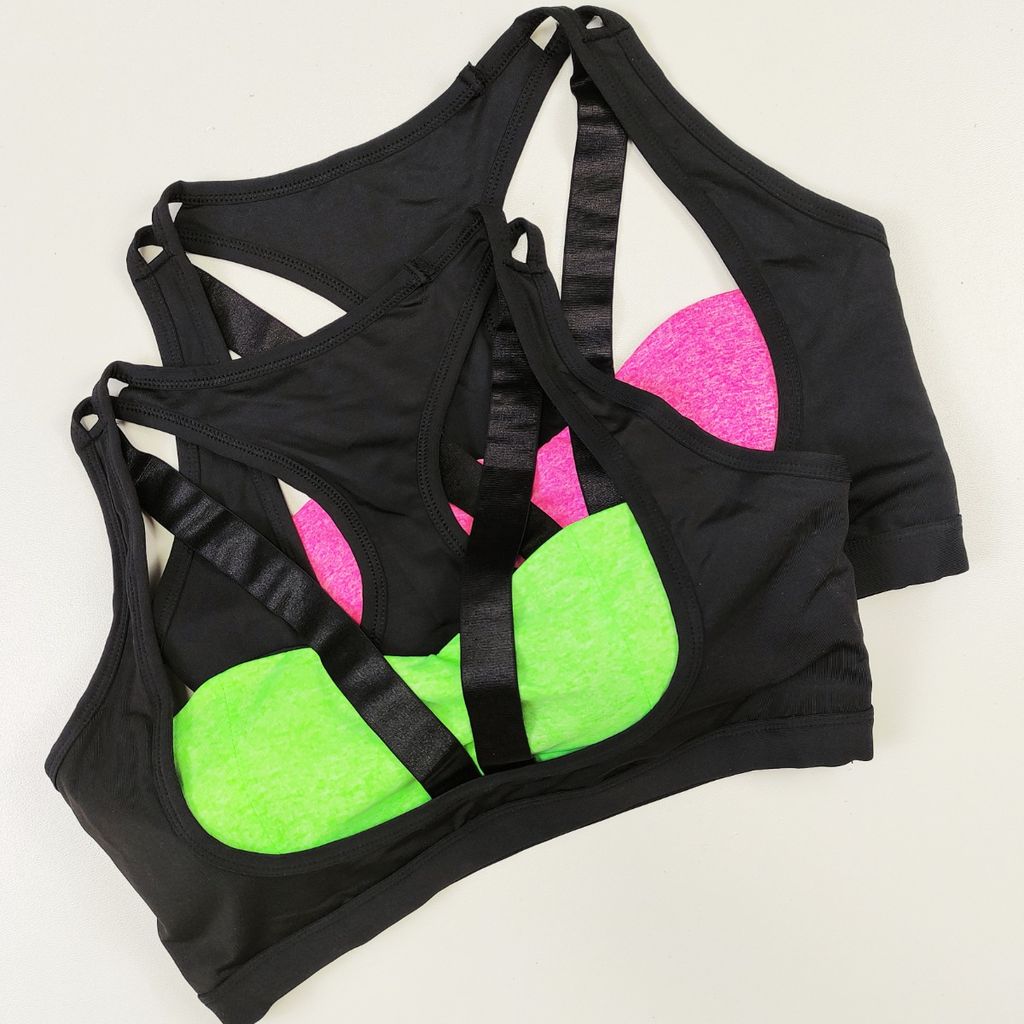 خرید آنلاین نیمتنه ورزشی آچیلا