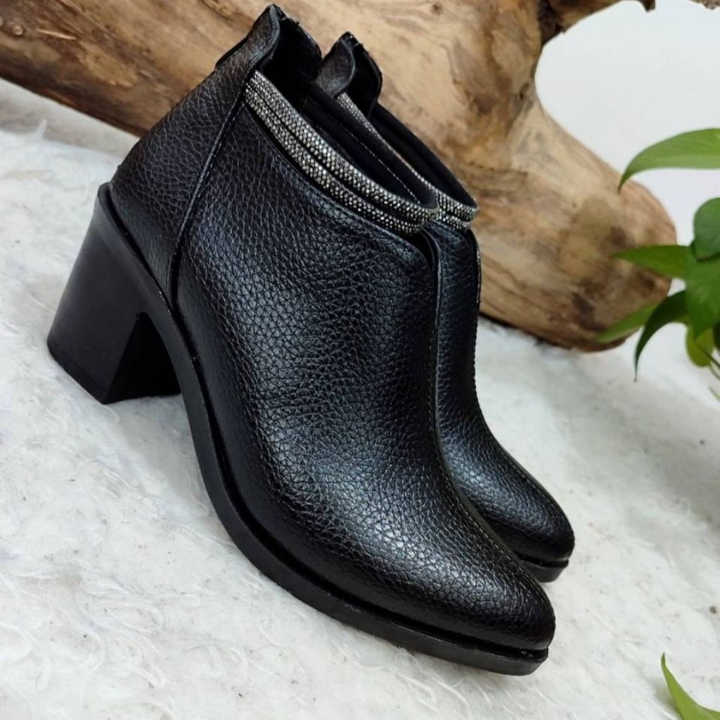 مشخصات کفش مجلسی زنانه 37 تا 41 پاخور عالی جنس و کیفیت شرکتی