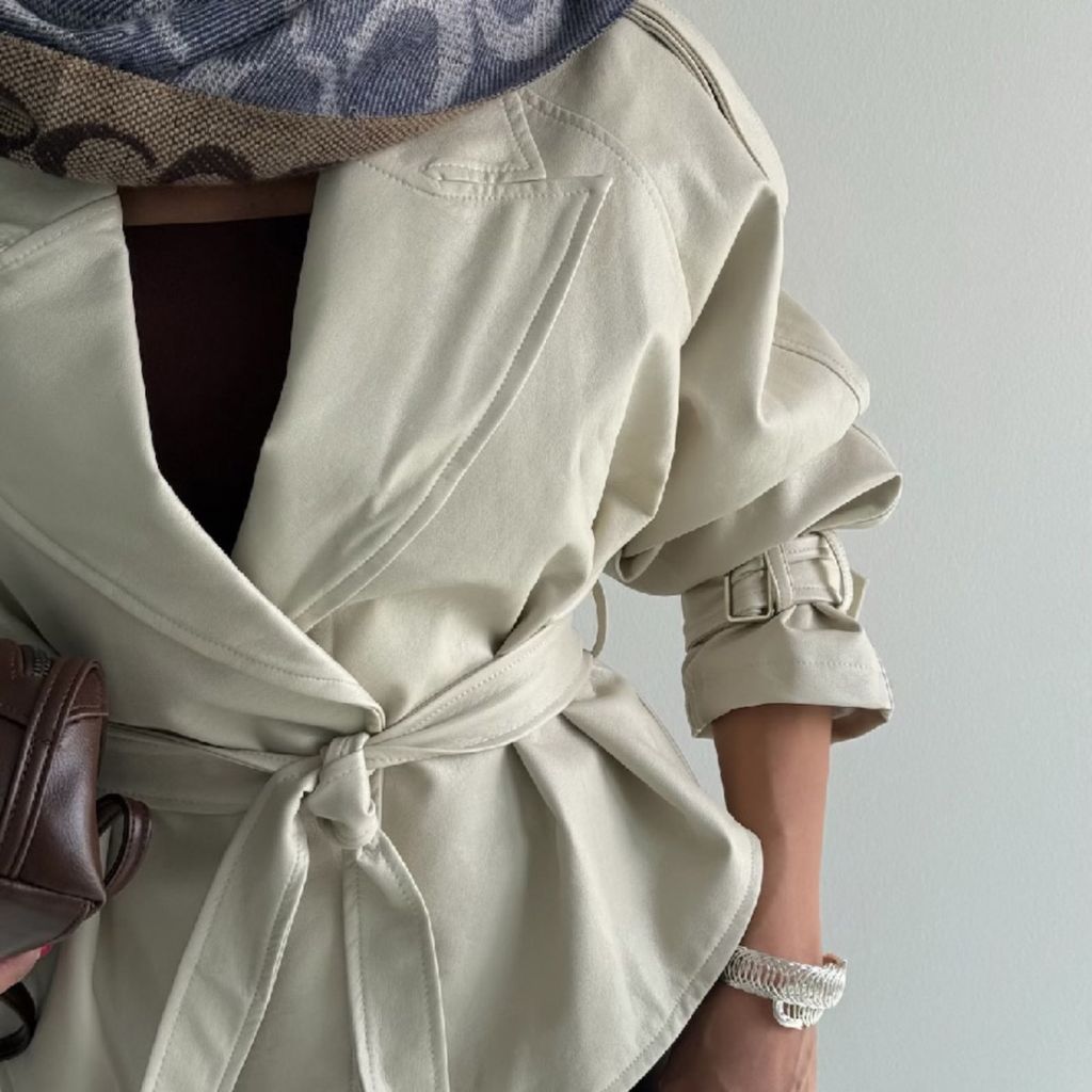 خرید اینترنتی کت چرم آستین سگک کد 120368