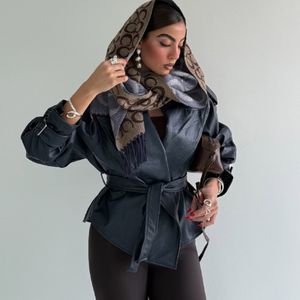 فروش اینترنتی کت چرم آستین سگک کد 120368