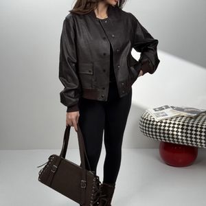 خرید انلاین کت چرم دکمه پانچی کد 120397