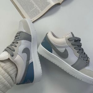 خرید اینترنتی کتونی NIKE JORDAN 1 کد 141136