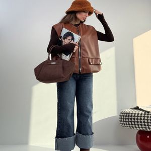 وست چرم جیب پانچی کد 200942