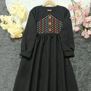 پیراهن بلند زنانه و دخترانه