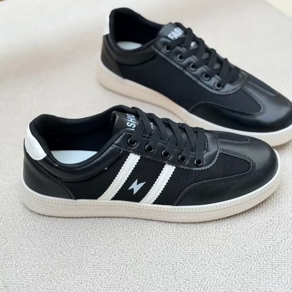 کتونی بزرگسال اسپرت از تریپ کد 4110904