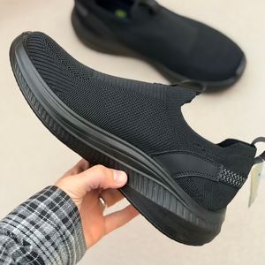 کتونی بزرگسال جورابی طرح اسکیچرز کد 4110902