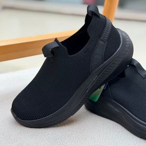 خرید اینترنتی قیمت کتونی بزرگسال جورابی طرح اسکیچرز کد 4110902