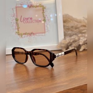 قیمت عینک آفتابی باربری زنانه