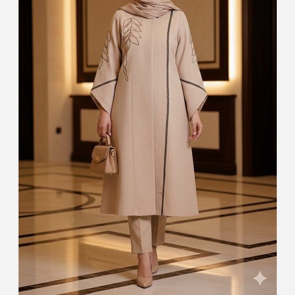 مانتو مجلسی گلدوزی رویسا تا سایز 58 کرم