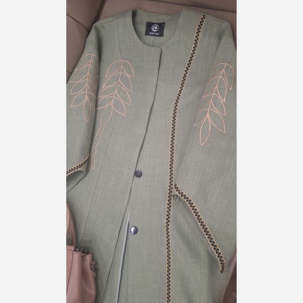 مانتو مجلسی گلدوزی رویسا تا سایز 58 سبز