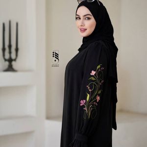 مشخصات شناسه : #3012 نام : عبا فرشته رام