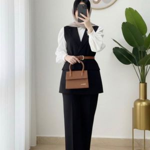 مشخصات وست شلوار مزونی محنا رام