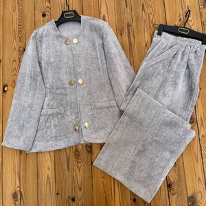 قیمت ارزان کت و شلوار بیسکوییتی