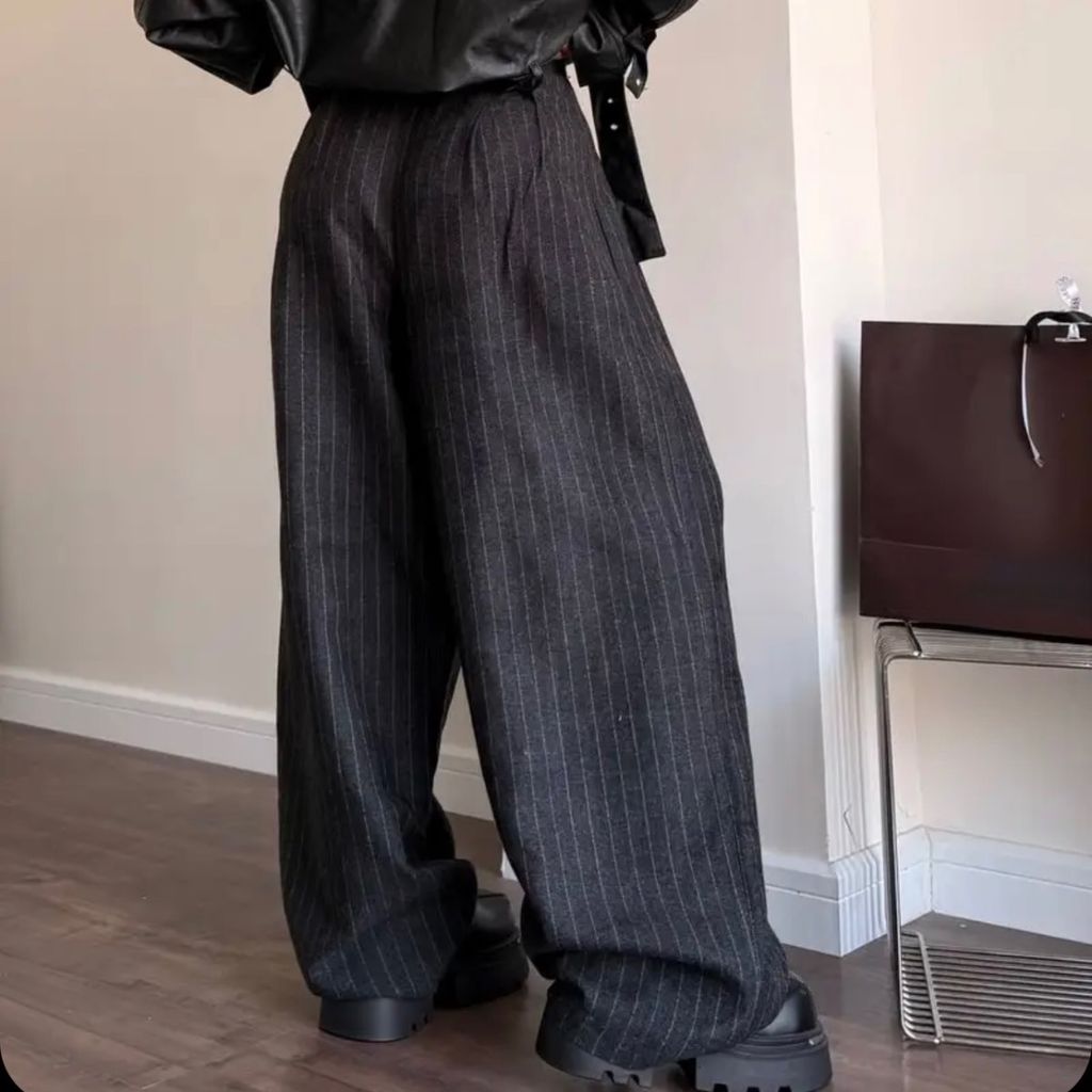 خرید اینترنتی شلوار پیله ای دیپلمات پایین دکمه DIPONA کد : 70680