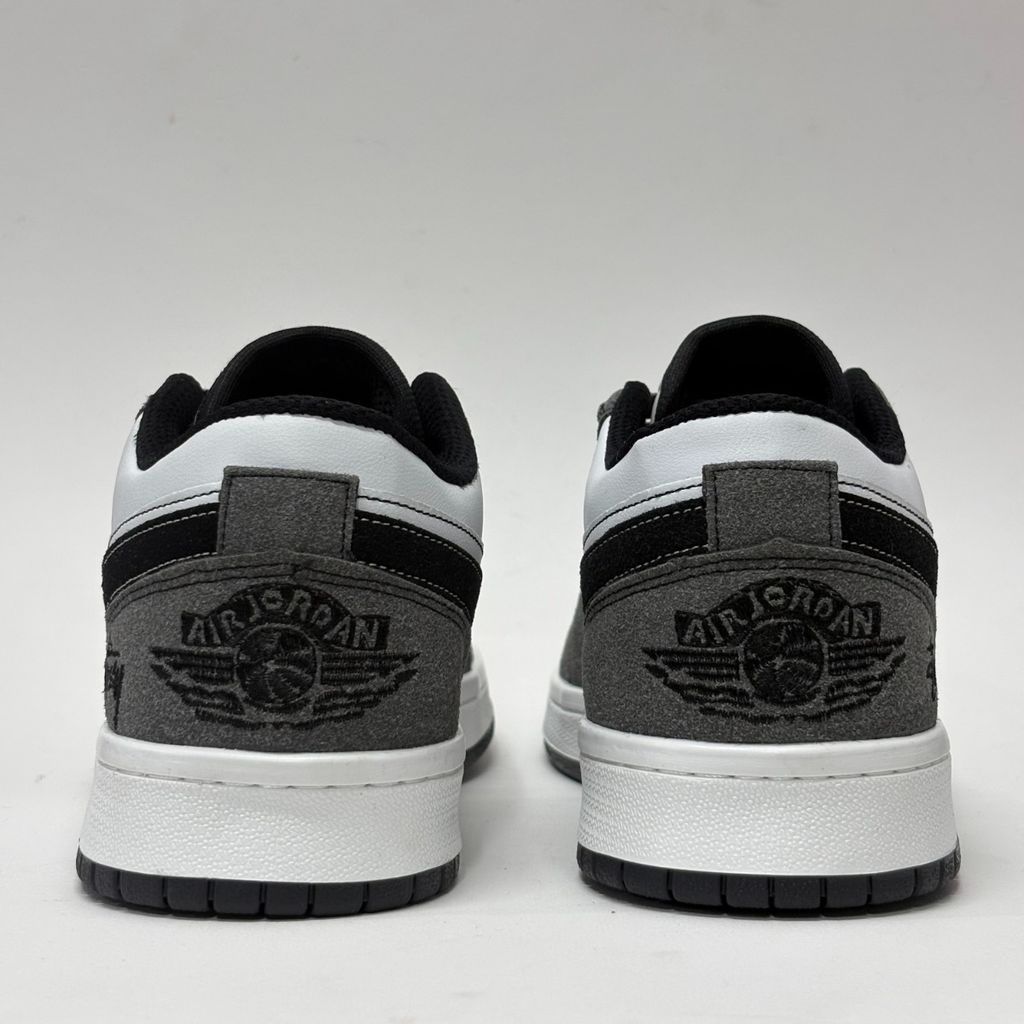 قیمت کتونی اسپرت ایر جردن لو سفید طوسی