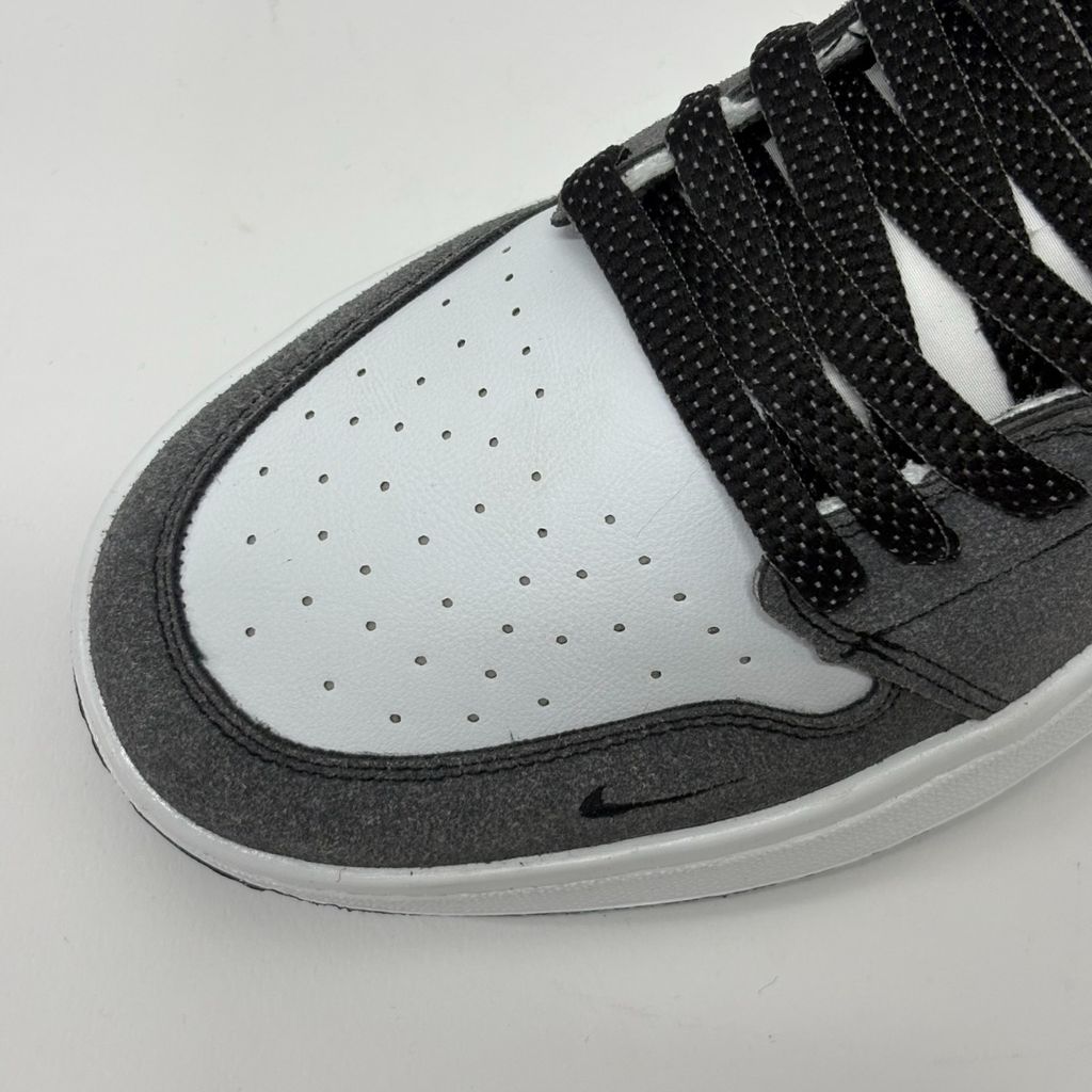 خرید اینترنتی کتونی اسپرت ایر جردن لو سفید طوسی