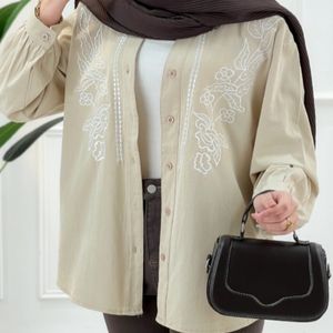 خرید اینترنتی مانتو گلبرگ پارسی