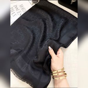 قیمت ارزان شال مشکی ژاکارد ابریشم شاین دورو