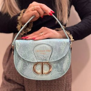 کیف دوشی دخترانه دیور