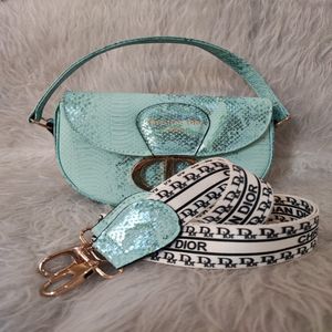 خرید اینترنتی قیمت کیف دوشی دخترانه دیور