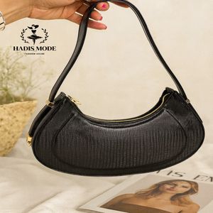 خرید اینترنتی قیمت کیف پاسپورتی هلالی