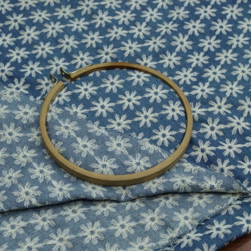 خرید آنلاین پارچه لی خامه دوزی