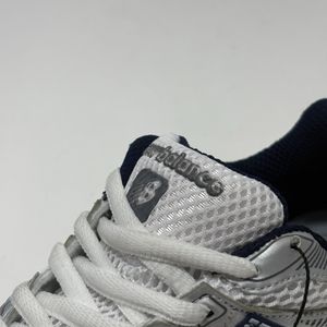 قیمت ارزان کتونی اسپرت نیوبالانس 860 سفید سرمه ای