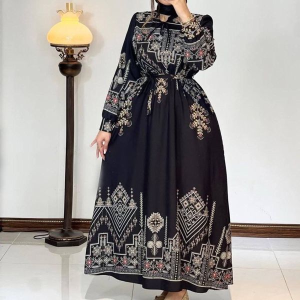 پیراهن ساحلی سنتی