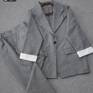 خرید آنلاین ست مانتو کتی و شلوار ماریا شایسته