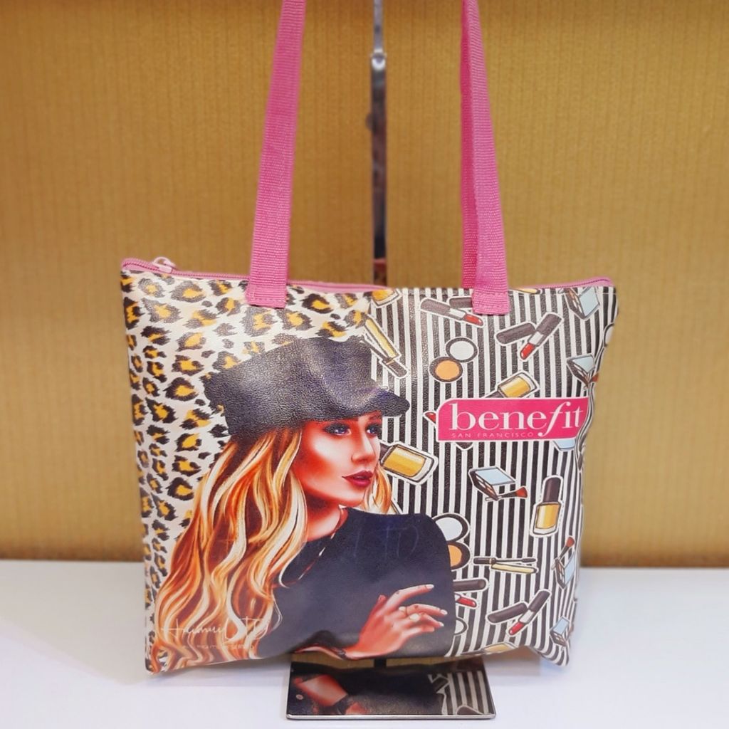 مشخصات کیف عکسدار فانتزی اسپرت