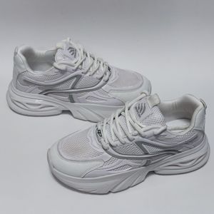 قیمت ارزان کتانی بالنسیاگا طرح جدید balenciaga