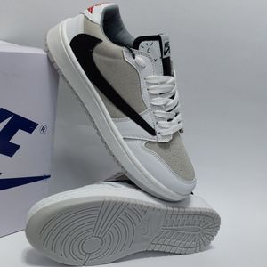 خرید اینترنتی کتانی نایک تراویس اسکات Nike Travis Scott