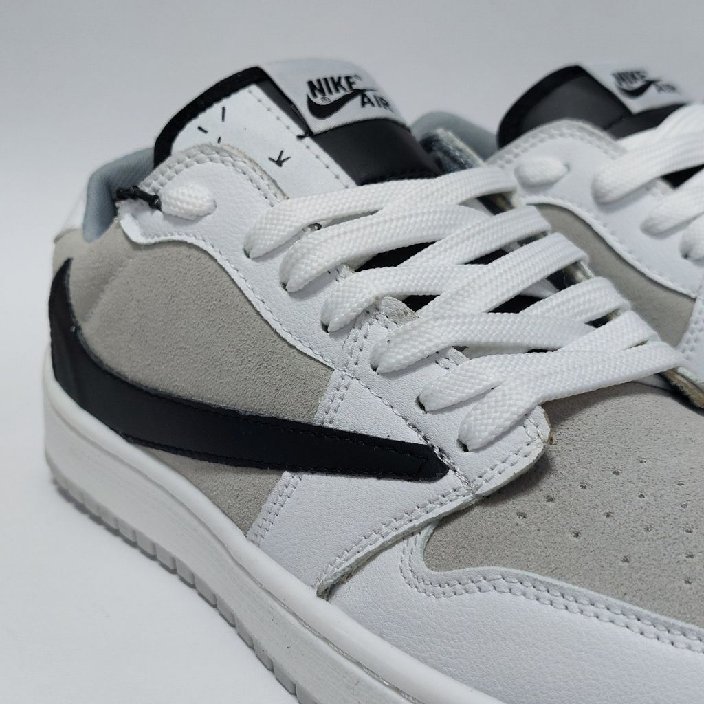 خرید اینترنتی کتانی نایک تراویس اسکات Nike Travis Scott