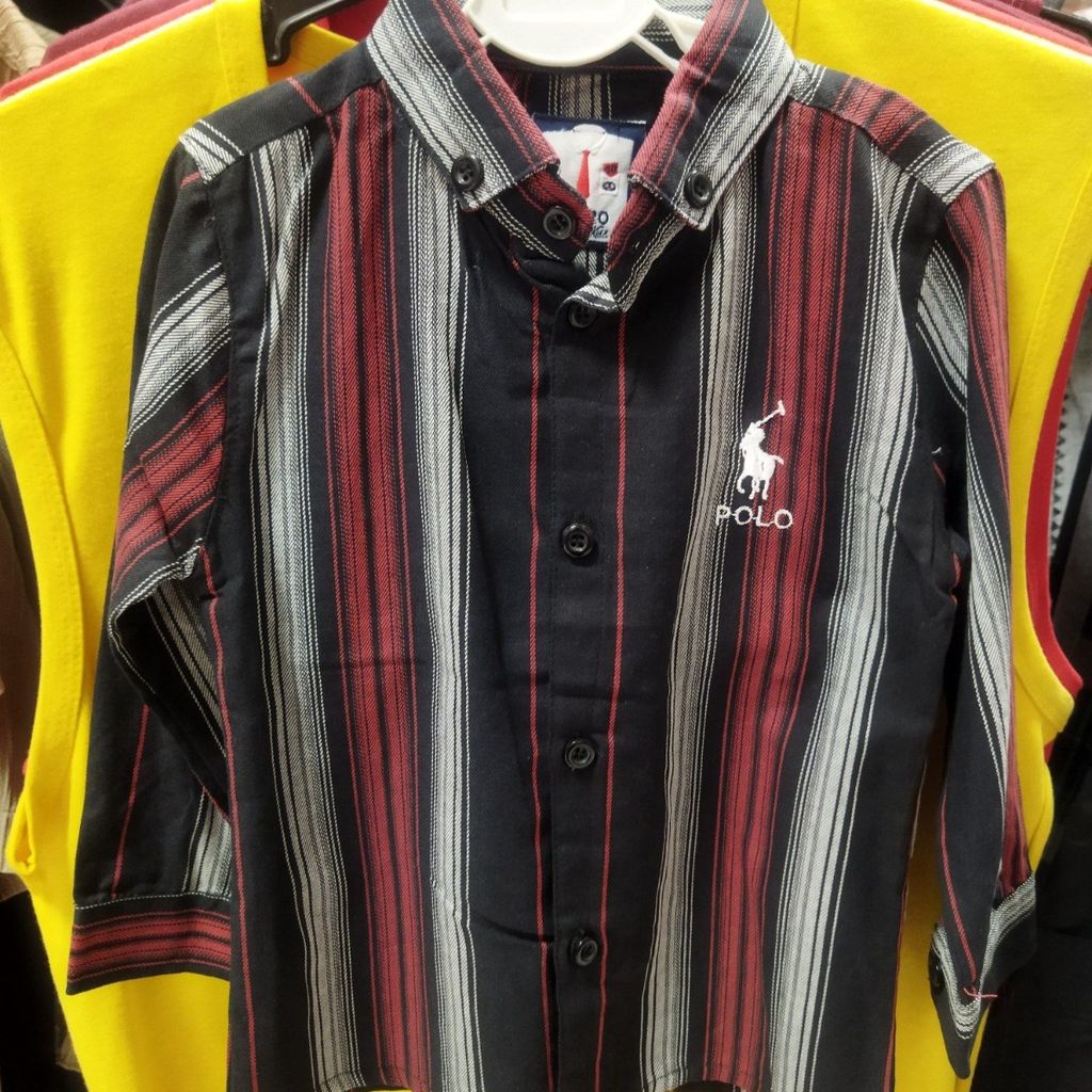 مشخصات پیراهن آستین بلند پسرانه r