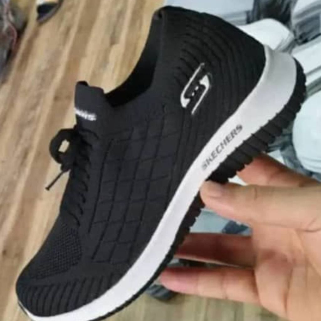 خرید اینترنتی کفش اسکیچرز بافتی (جورابی) ارسال رایگان