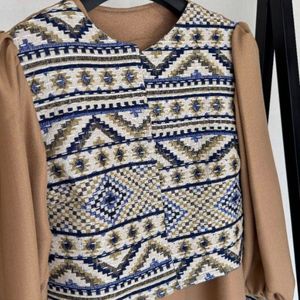 سارافون و جلیقه زنانه