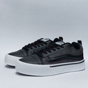 مشخصات کتانی ونس کنو اسکول مشکی knu skool vans