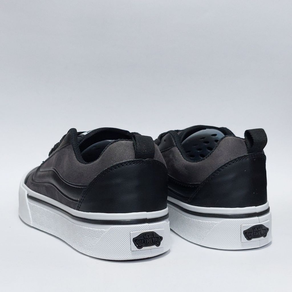 خرید آنلاین کتانی ونس کنو اسکول مشکی knu skool vans