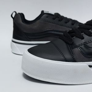 خرید اینترنتی کتانی ونس کنو اسکول مشکی knu skool vans