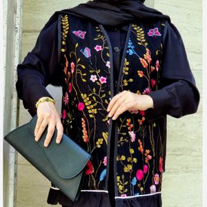 خرید اینترنتی قیمت وست (جلیقه) بابوس و تور سوزندوزی با ارسال رایگان