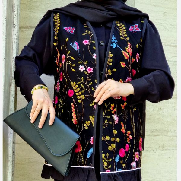 وست (جلیقه) بابوس و تور سوزندوزی با ارسال رایگان