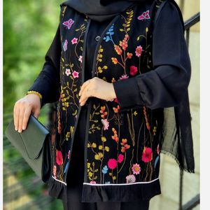 وست (جلیقه) بابوس و تور سوزندوزی با ارسال رایگان