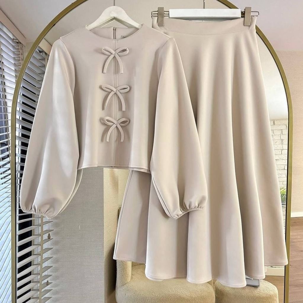 فروش اینترنتی کت دامن افرا رام