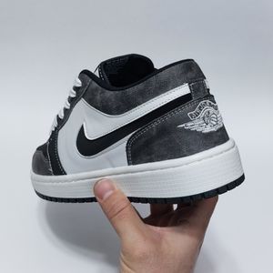 مشخصات کتانی جردن وان لو طرح لی جدید Jordan low