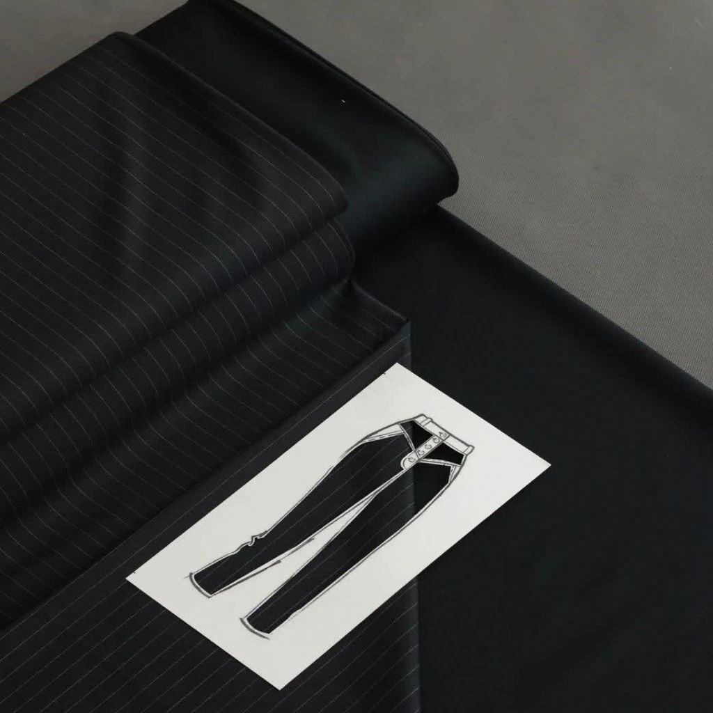 خرید اینترنتی قیمت پارچه دیپلمات ترک - رنگ مشکی